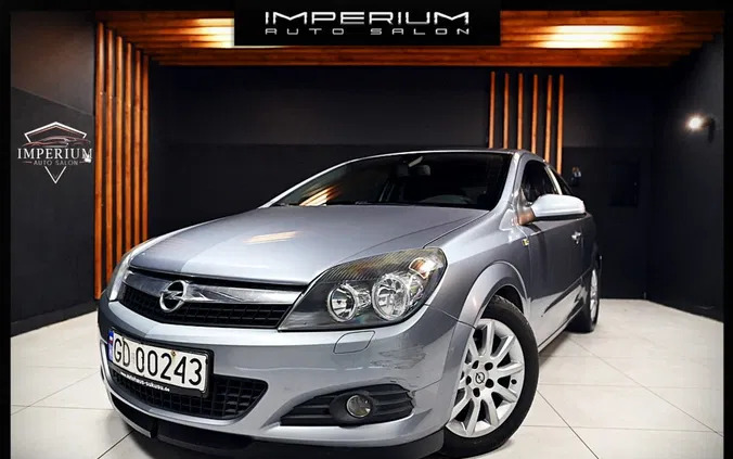 praszka Opel Astra cena 13900 przebieg: 264000, rok produkcji 2007 z Praszka